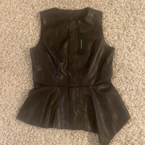 BCBGMaxAzria Dark Brown faux Leather Top size M NWT $169 - Picture 4 of 7